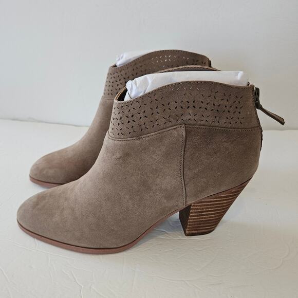 Violet & Red Jackson Lazer Cut Topline Bootie Taupe Women 9 Boho Western Neutral - Picture 4 of 9
